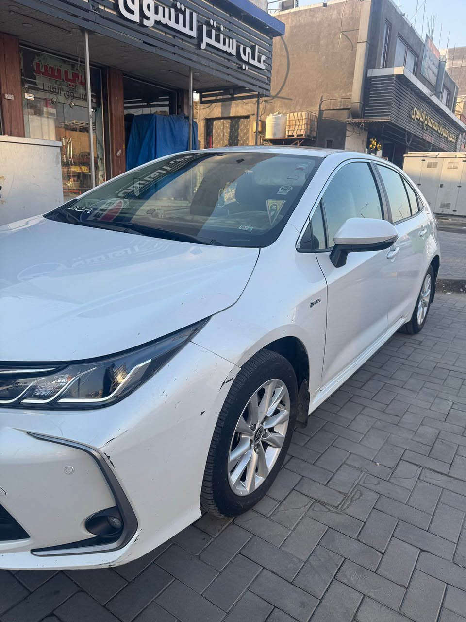 كورلا ساس 2024 هايبرد وبانزين اصل ياباني  مطلوبه للمصرف رقم بصره وراعي بصره مقترض وكفيل اثنينهم نفس البيت  سياره ضربته بنيد وجاملغ موضح بصوره ومصلحات سعرها 170 مكاني بصره  
*********** البصرة, العراق
