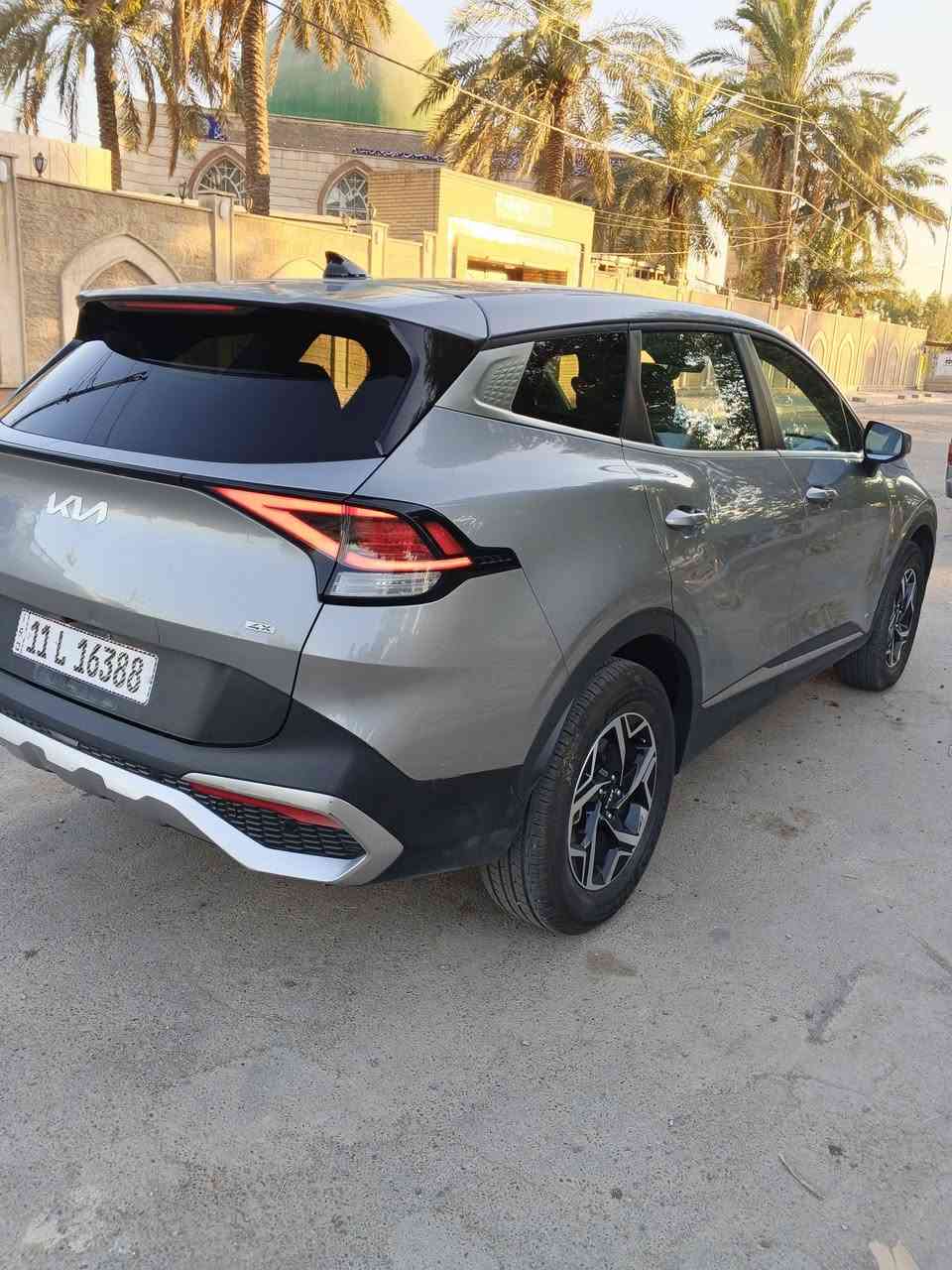 سلام عليكم للبيع كيا سبورتج 2023 وارد امريكي فواصفات عادية ماشية 38 الف ميل صور الحادث وسونار بل منشور مكان السيارة بغداد الدورة 
السعر 169 وبيها مجال ‏‪***********‬‏
