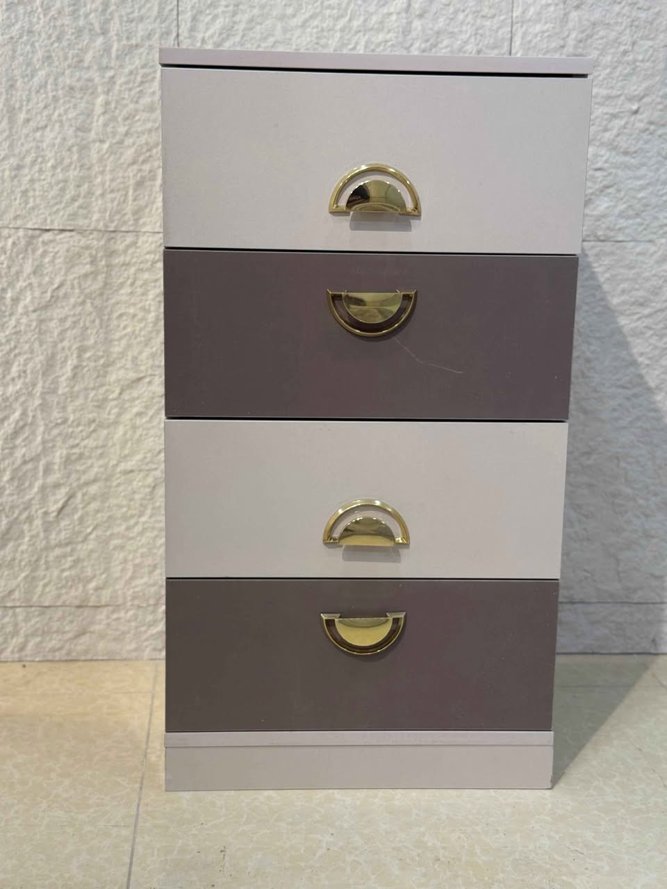 يوجد غرف نوم ١٠ قطع ونقل بيوت محافظات يوجد توصل على رقم هاتف الهندية, كربلاء


**إذا كنت صاحب هذا الإعلان وتريد حذفه لأي سبب، رجاءا أرسل رسالة إلى الدعم الفني**