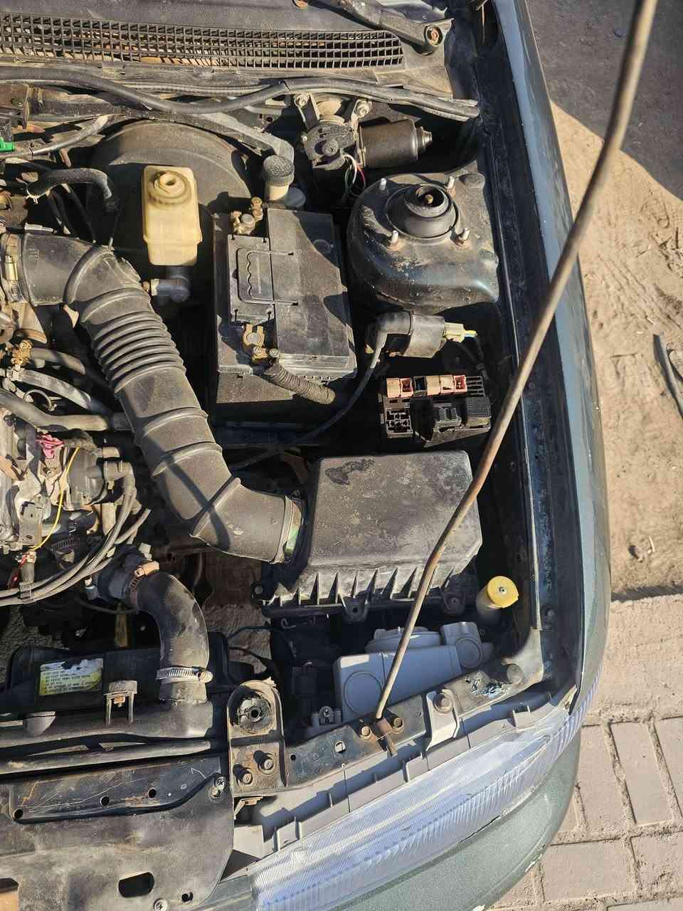 كيا سيفيا للبيع موديل ٩٥ السعر ٣٥ وبيها مجال *********** بيه واتساب او اتصال للستفسار
