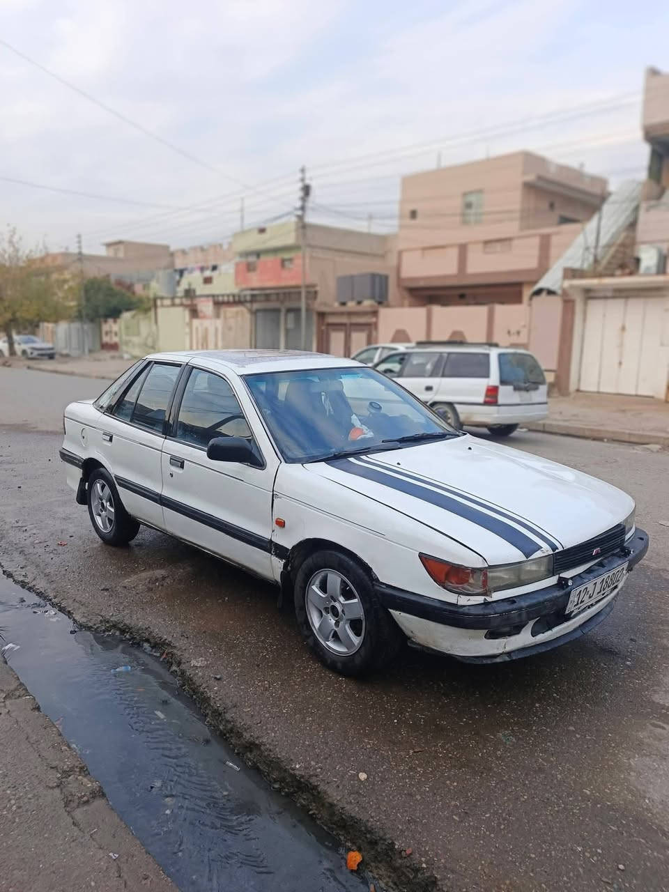 السلام عليكم للبيع
مستبوشي لانسر مديل 92

محرك وكير اوتوماتيك 

كوبون بانزين

رقم دولي 

 وكاله وتحويل شرط اني شرعيها
   
تبريد شغال يحتاج فقط تعبة غاز
 
صبغ عام

 ضررها باب سايق وطخه خفيفه بل جاملخ الكدام

سعر 28 بيها مجال رقم الهاتف ***********
