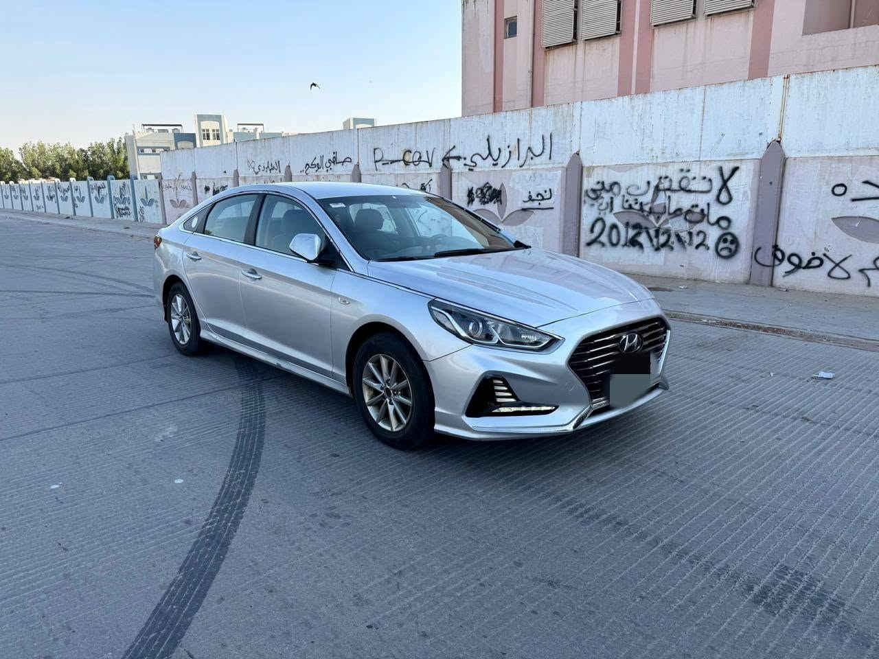 السلام عليكم سياره ادوات كصه جنطه سياره كارتون لحيم باجات 18 اصل غاز خط واحد سياره مقوله عده التنته مرايات شفط كير مكينه كفاله ارقام وسنويه اصليات متومه اربيل .. السعر قفل 60 رقم الهاتف ***********
