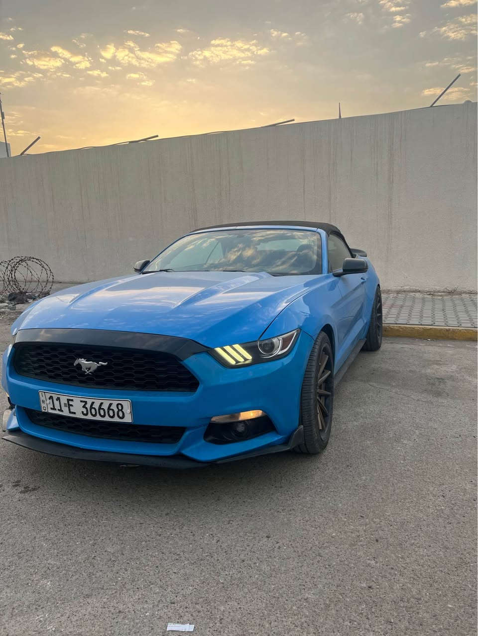 موستنك 2017 ايكو بوست كلين تايتل 
مواصفات Premium يعني فول

شاشة sync جبيرة
دشبول 7 الوان 
اشاير ترحيب 
رادارات
جلد مقاعد 2 كهرباء
تدفئة وتبريد
شفتات رياضي
والبقيات معروفة

الاضافات
دفيوزرات كاربون فايبر 
اكس بايب يم الوادي
عطاس اصلي من ايمن نغمتة كلش حلوة
برمجة مرتبة بيها اكتف اكزوزست
شوتة رياضية
ويل فيرادا وتخم تاير جدييد مو بالة
منضومه اكتفات وباتري جديد
بلكات نوزلات ريسنك

السيارة عليها ادامة من جميع النواحي وعليها رقم حلو ماشية ٧٦ميل حقيقي

رقم جديد و هزة وفحص كلة جديد 

ملاحضة : السيارة بيها كد شبر جوة باب السايق تكحيل بالكارت وبارد بسيط بالجاملغ الخلفي
 ومبدل بستم يم حيدر الكردي شغل درجه اولى 

مكان السيارة بغداد زيونه

للاستفسار : ***********

سعر ١٣٨ ورقه وبيه مجال Colombo, Sri Lanka
