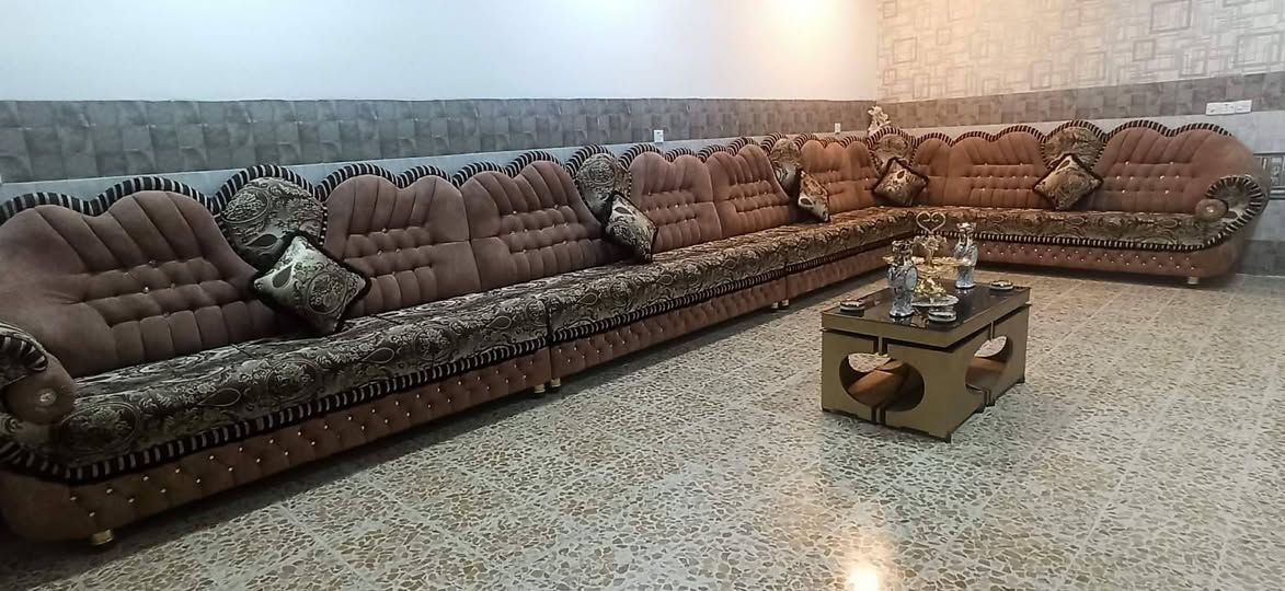 ديوان للبيع قياس 11 متر 16 مقعد خشب عراقي بلوك قطوعات بلوك رجلين بلوك يعني ماتركي شرط ماينشال من ثقلو جديد مامستخم اجاني هديه واريد ابيعه السعر مليون ١٥٠ وبي مجال العنوان زيونه سومر


**إذا كنت صاحب هذا الإعلان وتريد حذفه لأي سبب، رجاءا أرسل رسالة إلى الدعم الفني**