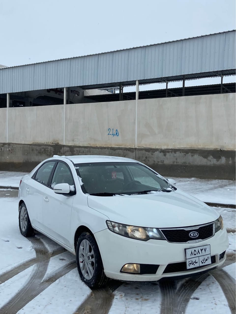 كيا سيراتو موديل 2011 سياره ابيض كفاله عامه من صبغ بيها ملاحظه واحد كارت و بدون صبغ و بيها چم نقطه ب قماره ما مبين سياره مال بيت گير و محرك ما مفتوح سنوي جديد 2027 تحويل ب شرط سياره مابيها تعديل احلاء من صور سعر سياره 106 و شوي بيها مجال عنوان قضاء بردرش رقم تلفون ***********
