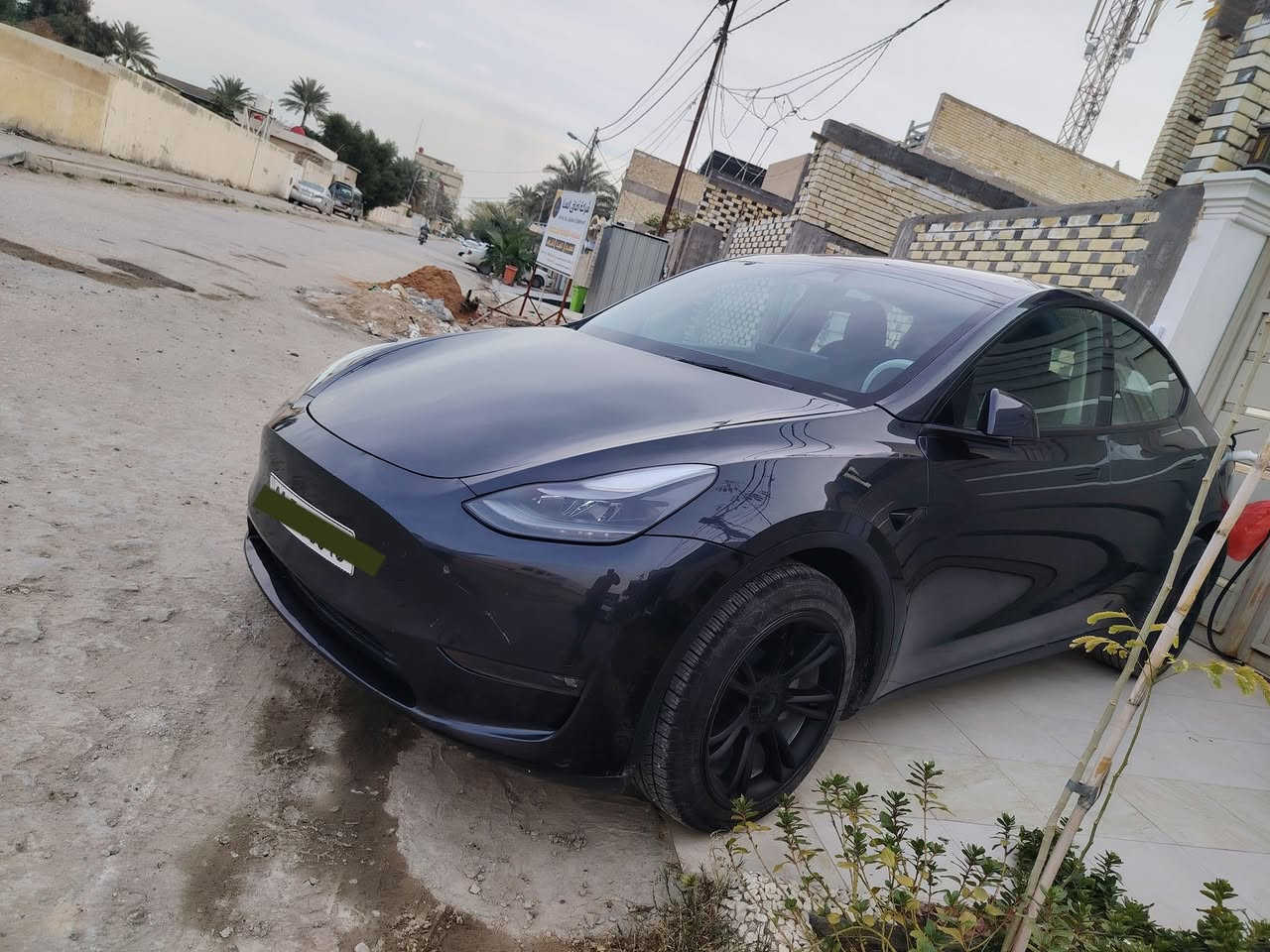 سلام عليكم
تسلا y
موديل 2024
ماشيه 5 الاف
دبل ما طور 
اون لاين حلوه السيارة 
بيها 6 قطع صبغ 
1 قطعه تصليح
2 قطعه تبديل 
3 فقط صبغ لئن البارد مو حلو 
انطيك تفاصيل كامله قابل  لتجي وتتعب
السيارة رقم بغداد 
والدواخل جديده 
نسبة البطارية 100%
والسعر مناسب 
185 قفل
بس بدون كسران
الي يحب يشوف الحادث ؟ 
يراسلني وبالخدمة
***********
