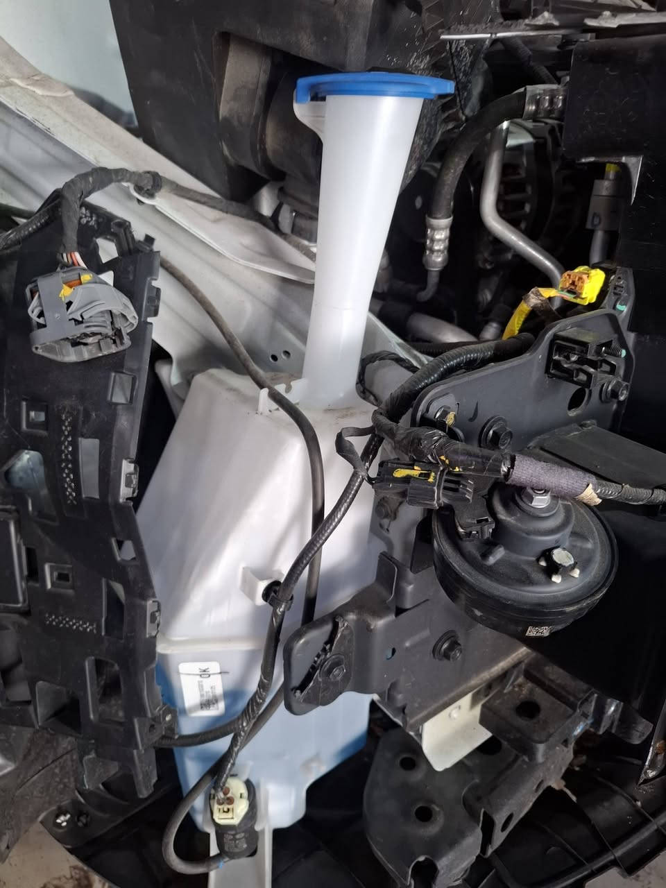 مجمع الامين للادوات
بغداد الحسينية
وصول حاوية من امرؤكا بتاريخ٧/٣/٢٠٢٦
وصول كصات k4 k5 النترا فورتي سوناتا


**إذا كنت صاحب هذا الإعلان وتريد حذفه لأي سبب، رجاءا أرسل رسالة إلى الدعم الفني**