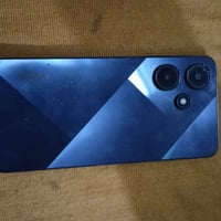 انفنكس هوت 30i ذاكره 128 رام 8 ميدل شاشه اصليه فقط  80الف بي مجال بسيط...