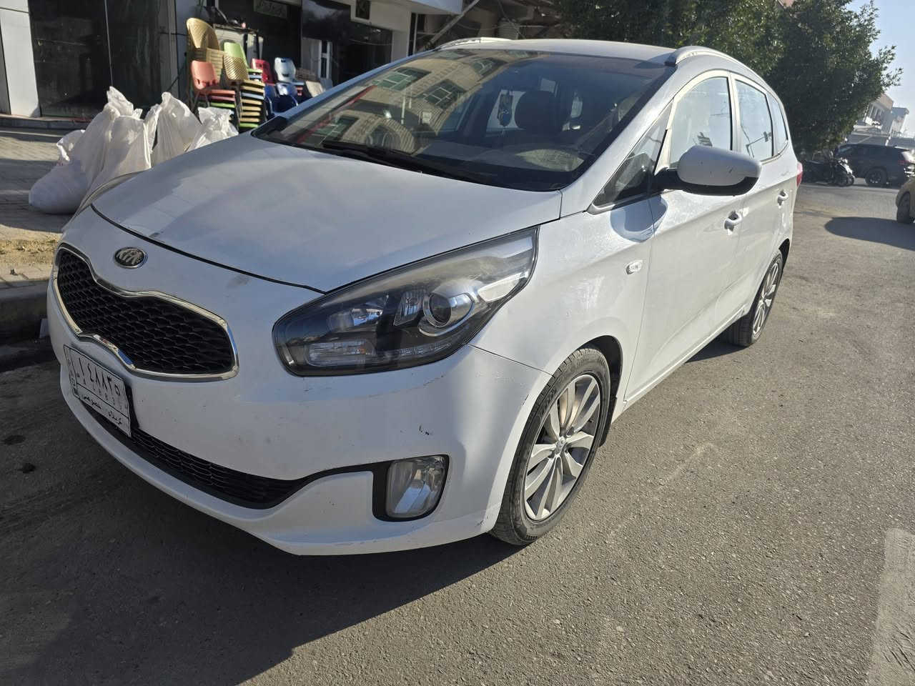 كيا كارنز ٢٠١٤ كفاله عامه ماشي ١٥٠ كم سعر ١٤٥ للاستفسار ***********مكاني سماوه رميثه
