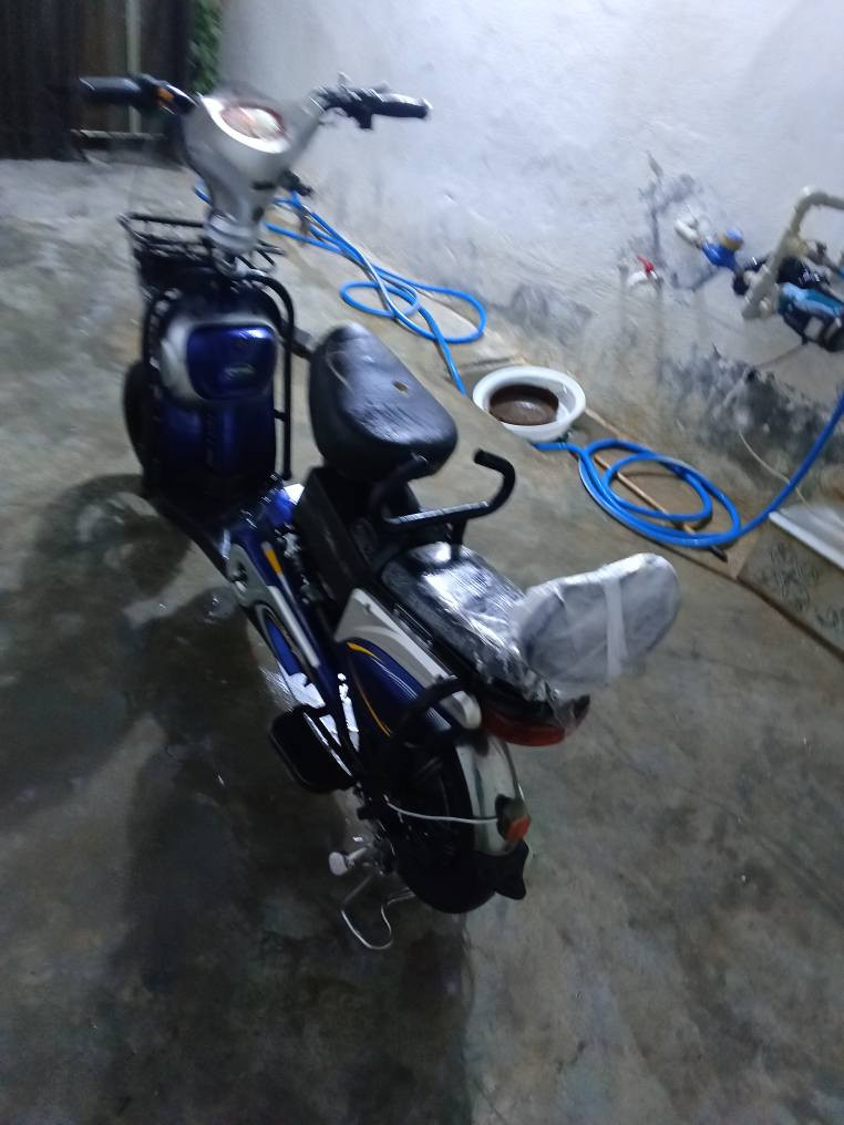 ماتۆڕ شەحن زۆر خاوێنە هەموتی بەشەرت 4پاتری تازەی لەسەرەسحری190هەزار*********** رانية, السليمانية
