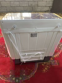 غساله جديدا ما مستخدما  كبس بس كارتونها  انشك معرف حجمها سعر ١٤٠ الف  ...