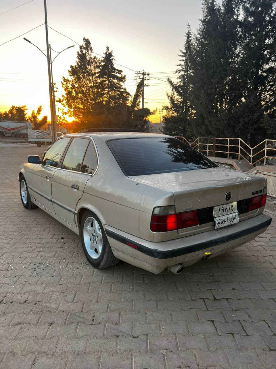 BMW520کەپس گێڕ عادی پشتوو پێشی کەپسە داعمووقرچوو لێ دراوی نیە ڕەقەم سلێمانی سەنەوی تازە بەسەرچوو بەشەرتی تەحوویل سڵایدو جام کارەبا کارەبای ناوی کامل ئیشە کات گێڕوو مەکینەی بەشەرت تەبرید ساردوو گەرم ئیشە کات ژمارە
*********** Singapore
