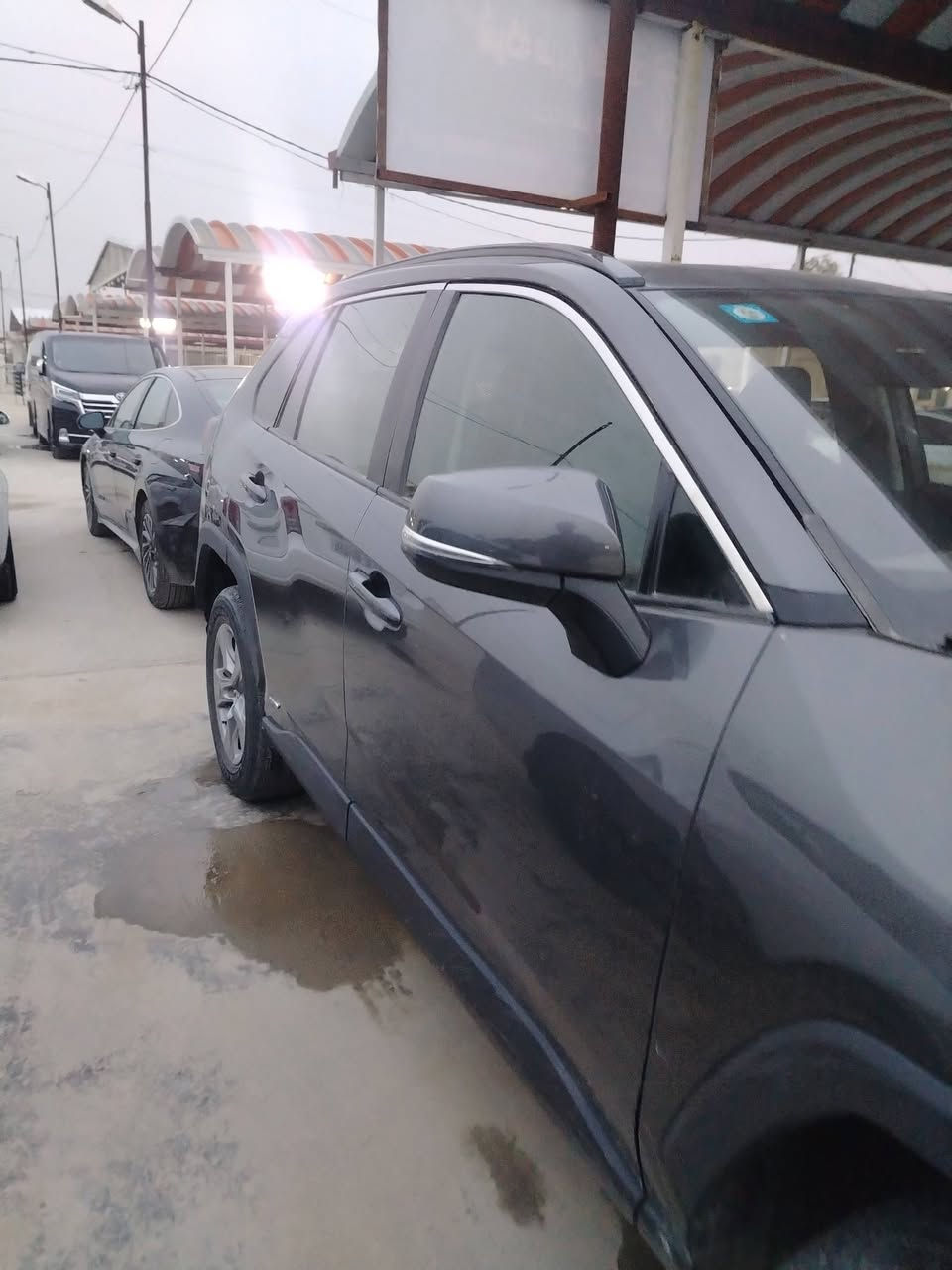 سلام عليكم راف ٢٢ سياره جديده
حادث فقط جاملغ وربع البنيد
***********
سعره ٢١٠ وبيه مجال شويه
مكاني بغداد
