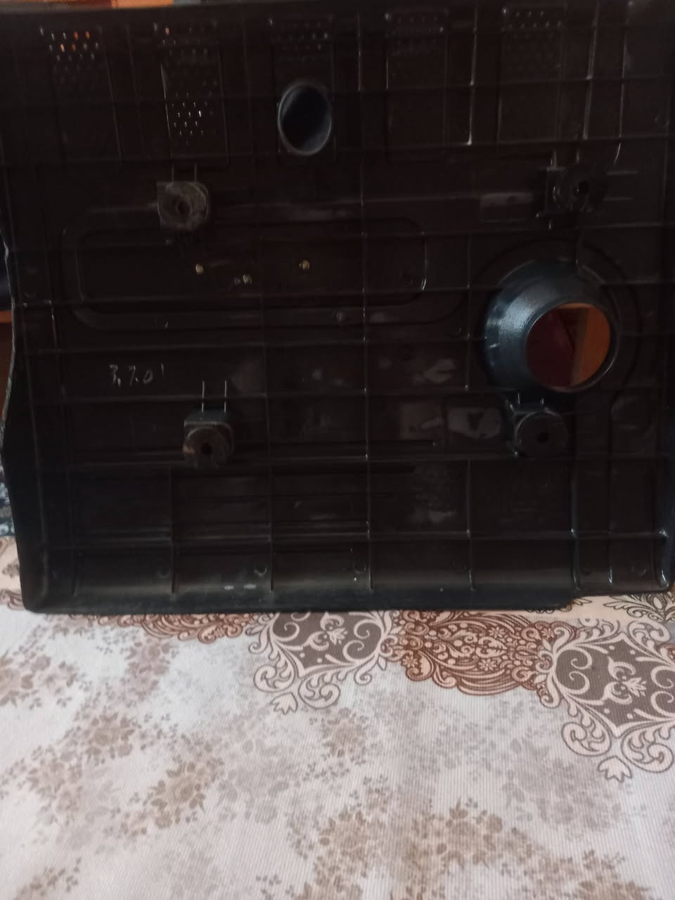 غطاء محرك شيري جديد بدون كسر وليحيم ٥٠ وبي مجال بسيط ***********
