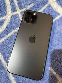١٢ برو ماكس مساحه ٢٥٦ شتنطي بي اخذه 07890196852