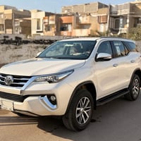 تويوتا فورجنر 2016 فول VXR 1/1  عداد المسافه (47000.km)  محركV6 4000.C...