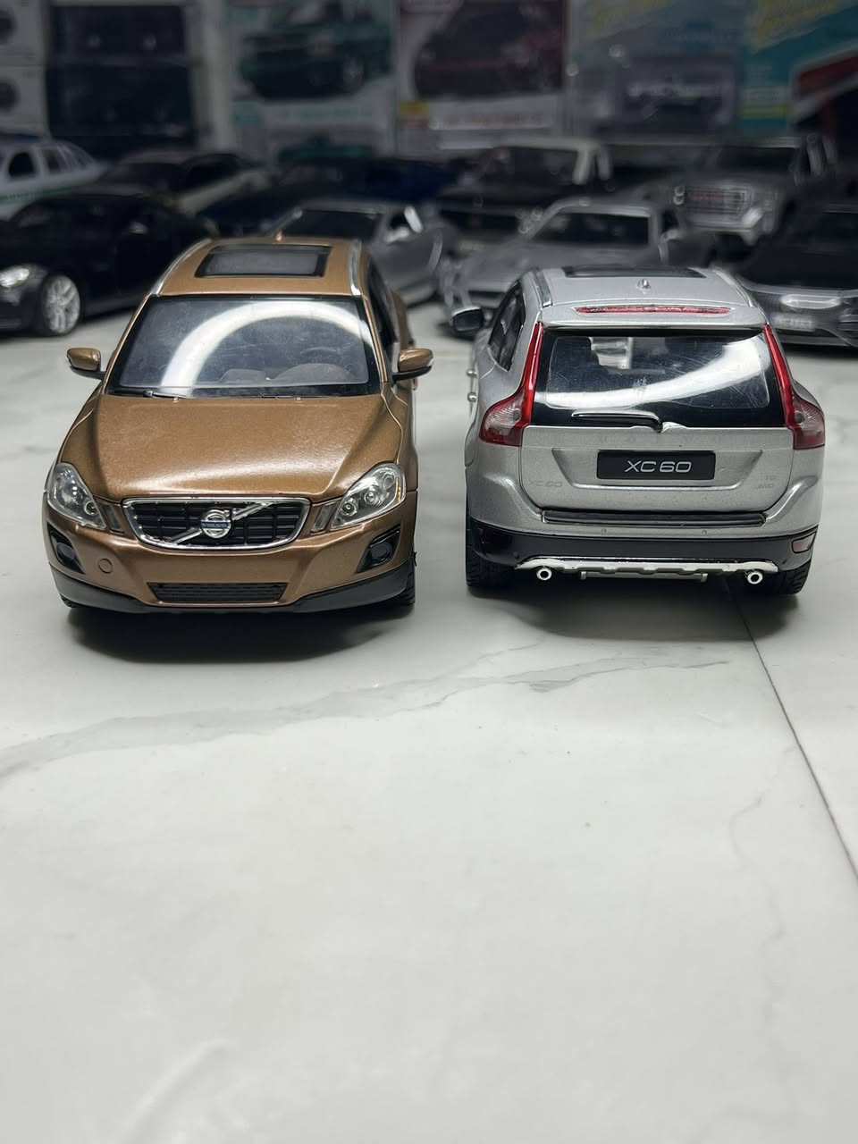 متوفر الان ⌚️

مجسم فولفو XC60 
من شركه RASTAR
مقاس 1/24 

للتواصل : ***********
حساب تيك : diecastbaghdad0
انستا : diecast_baghdad_1
فيس بوك  : طه جمال العامري
