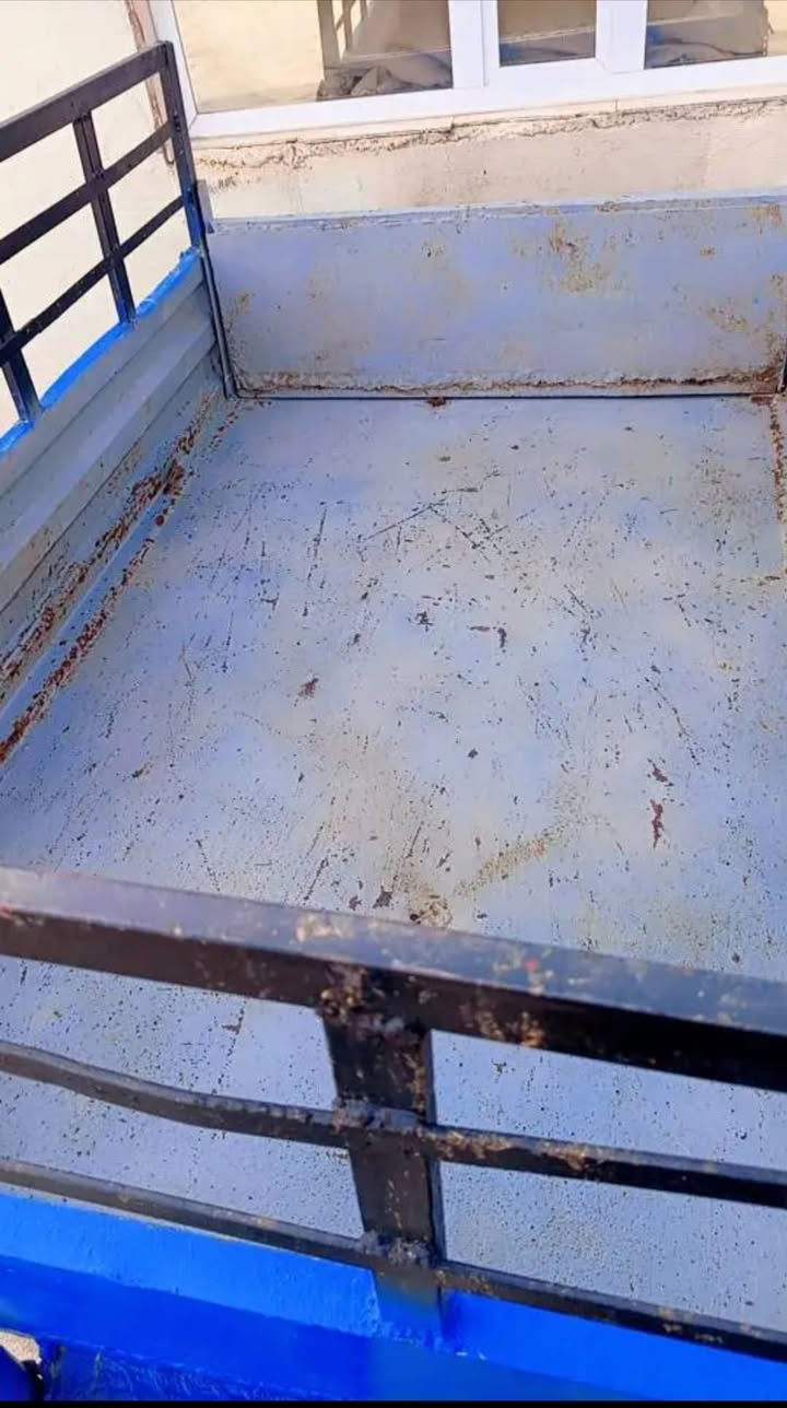 عاره بانه ي بچوك بو فروشتن زور تازه يه بؤ دواي سه ياره و مه كينه ش 
ئه بيت له شاره زوور

***********
