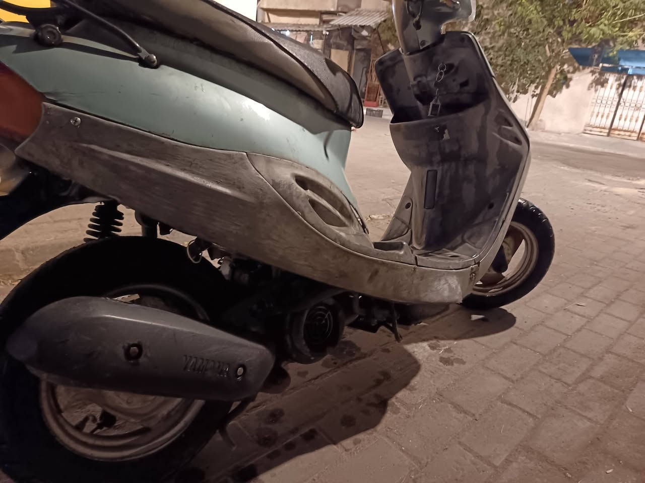 السلام عليكم دراجه تسع زروف دراجه جديده كفرات بلاديه محرك ناعم وجديد كهربائيات عامه شغاله دراجه نضيفه كلش العنوان البصره القديمه السعر 275 وبيه مجال *********** الدراجه نضيفه
