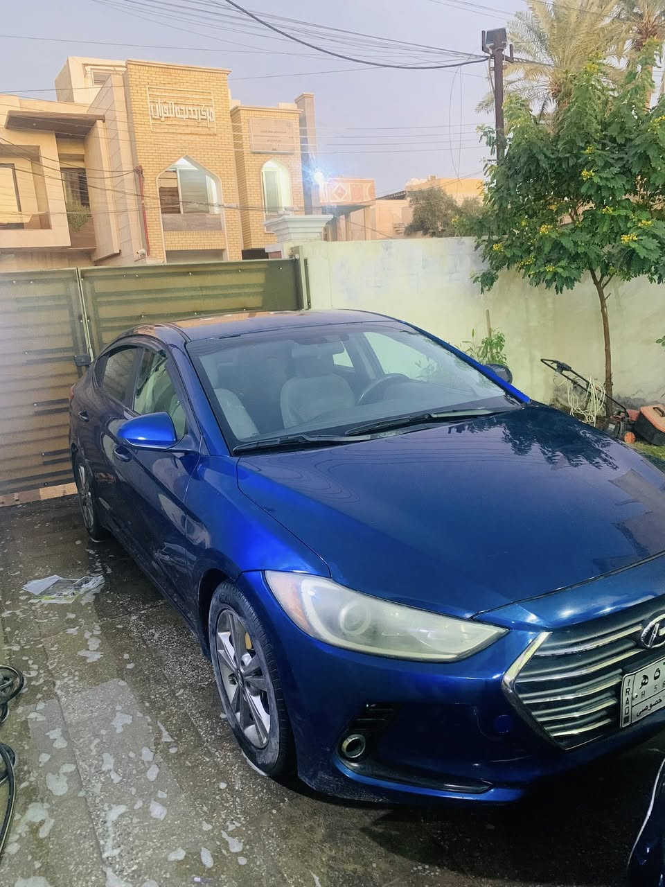 السلام عليكم
النترا 2018 
وارد امريكي حادثه جاملغ عكس السايق مبلغ فقط بدون دواخل 
ايرباك برده طاك فقط 
وبيه صبغ قبق جنطه 
السياره ماشيه 112 ميل 
شاشه كبيره
تحكمات ستيرن
سبورت
ايكو 
تبريد ثلج
شاشه اعطال
كامره خلفيه
رقم بغداد 
سعر السياره 135 ورقه 
مكان السياره بغداد العامريه
للتواصل ***********
