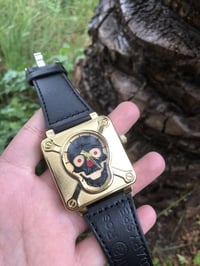 ساعة • مختم شغال • وزن ثقيل