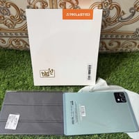 ايباد تيكلاست • ذاكرة ١٢٨ • رام ٨