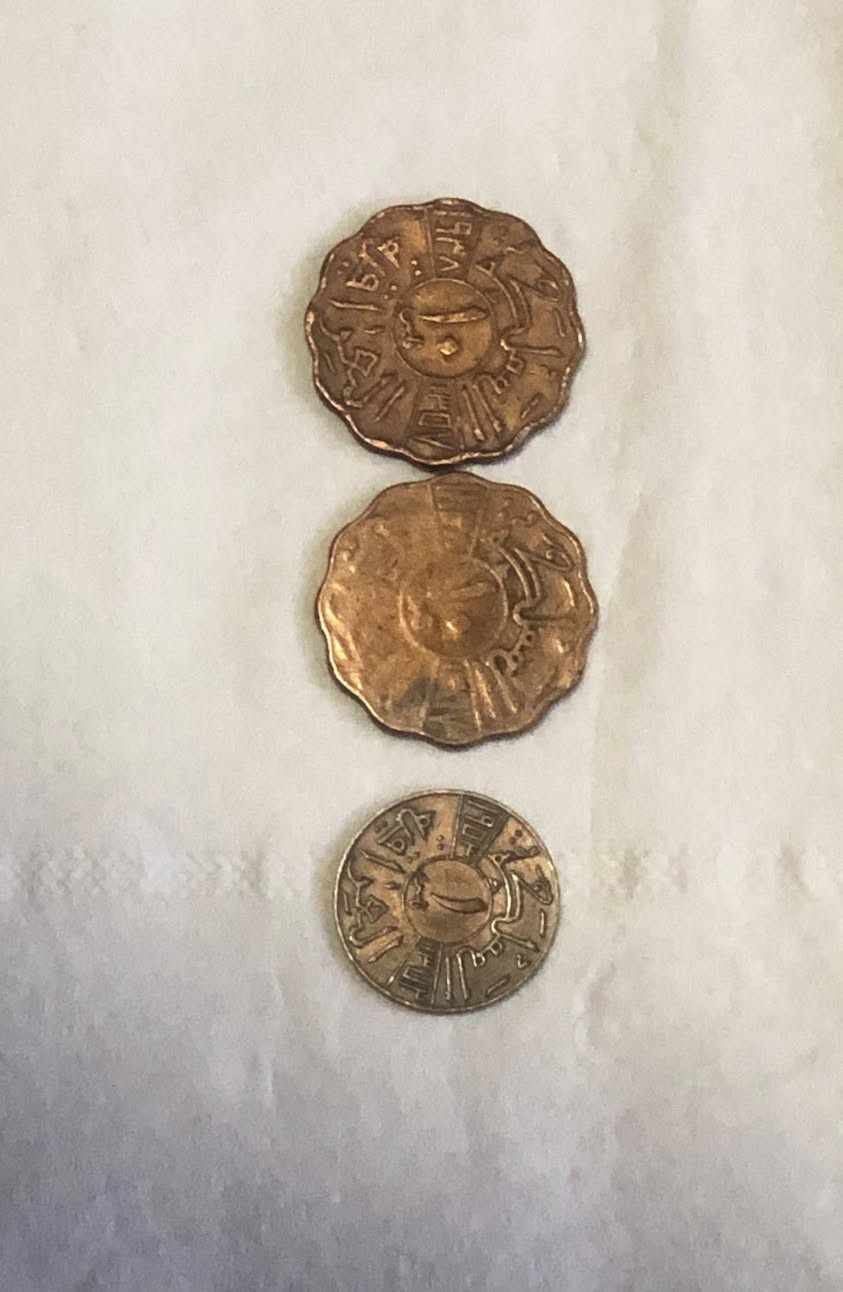 عملة ملكي ام العشرة ملك غازي سنة 1938 عدد2 وفلس واحد ملك فيصل الثاني نظيف جداً حسب المنظور
السعر 30 الف


**إذا كنت صاحب هذا الإعلان وتريد حذفه لأي سبب، رجاءا أرسل رسالة إلى الدعم الفني**