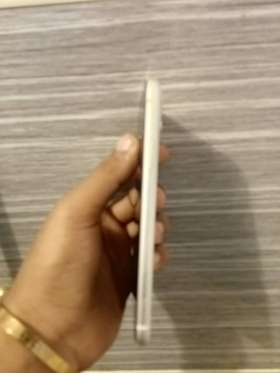 سلام عليكم ايفون 11 عادي لل بيع مقفول ايكلود جهاز جدا نضيف بس اني ماعندي وقت اسوي الله شاهد السعر 150 قفلللللل الرقم *********** بي واتساب مكان بغداد حي الجهاد الرفاق
