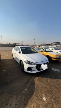 النترا 2019 سوبر بيها صبغ بالدوسة اليمنة وبيها بارد بالجاملغ الخلفي جه...