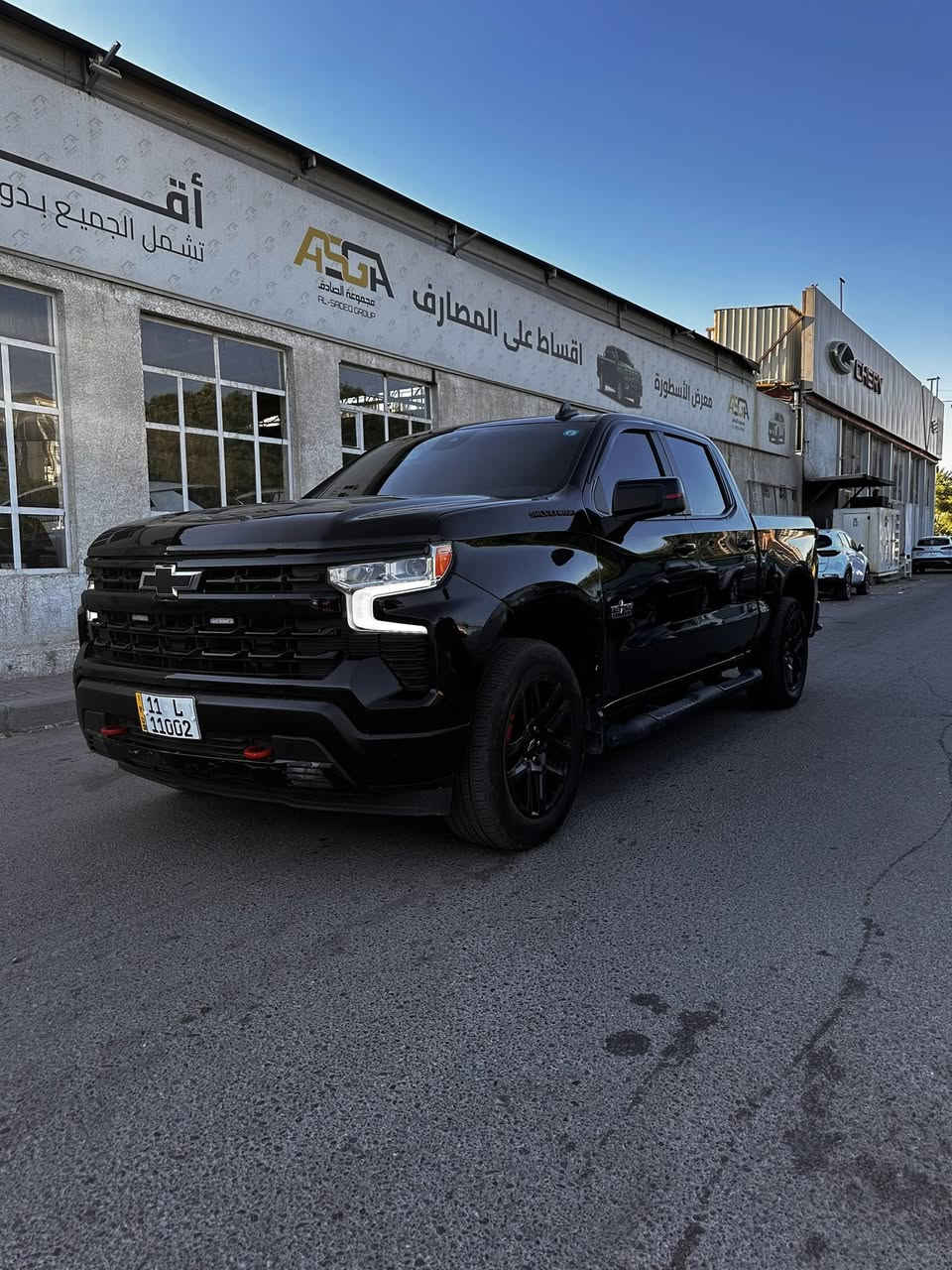 شوفرليت سلفرادو 2022 اسود
رقم بغداد مرتب وحلو

محرك  v8 5300
كير طرح 10 نمر

بجم والداخل شكل التاهو

شاشه كبيره 
بصمه تشغيل 
بصمة ابواب 
تشغيل عن بعد 
باب طويل بدي قصير المرغوب
باب خلفي  درج 3 قطع
اوتو ستارت 
شاحن واير ليس

ويل كب 
لايت لد زنون 
بروجكتر زنون 
شاشه كاميرا 
كتاب تظليل  بيها 

حادثهه بنيد

وايرباك دركه فقط 

ماشيه 38 الف 

مكان السياره بغداد حي الحسين 

للتواصل  ***********
