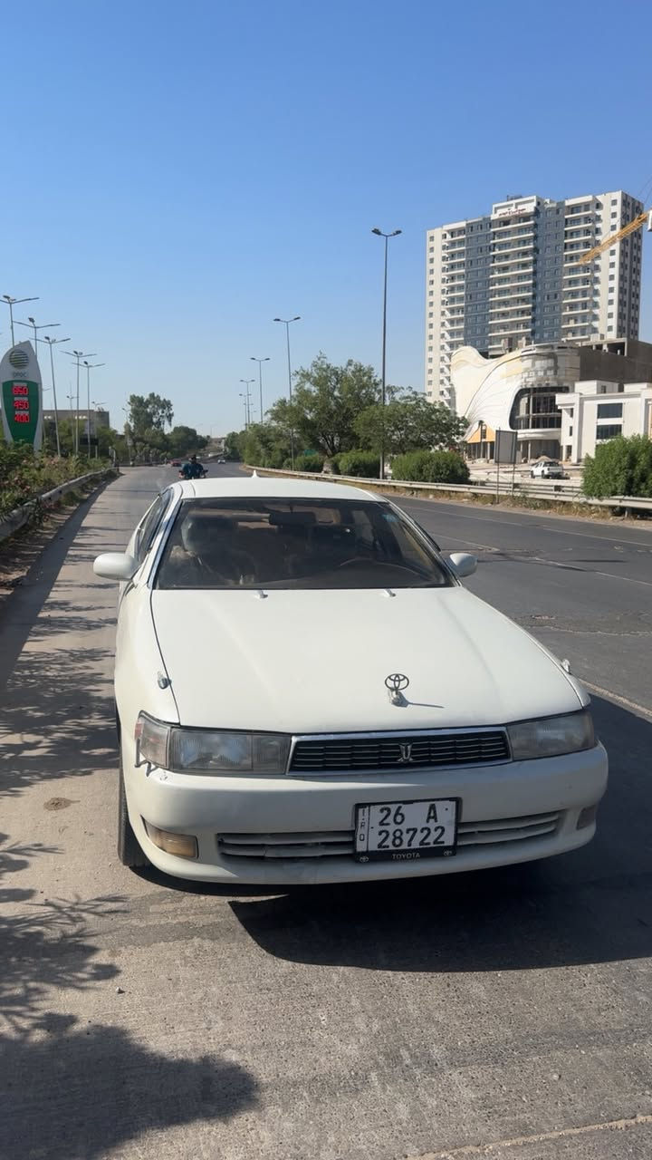 كرستا كرسته 1993 كير محرك بلجيس شرط شلعه وسياقه تشك الكاع مكفوله نقل جثه ولكص والاصوليات 
لاتبخير لا تنقيص لا نضوح
تبريد ثلج منضومه كامله قبل يومين شديتها كمبريسر وبطل وصوندات وغاز ابو 90 الف كلفتني 425 الف كامل 
لايتات زنون شمسي قبل شهرين بدلتهن ب 100 الف وسكنات بيض ثلجي 
صدر 70%
مصبوغه عام سياره كامله وجاهزه كهربائيات كلشي شغال بيها شاشه كامره سماعات داخلها نضيف + شوته رياضيه مشدودلها ب 175 الف + صالنصه رياضيه ب 90 الف من AZ car 

سياره نصبه وكاعده حيل مابيها اي نقص 
مكاني بغداد الاعظميه ***********
سعر 54

