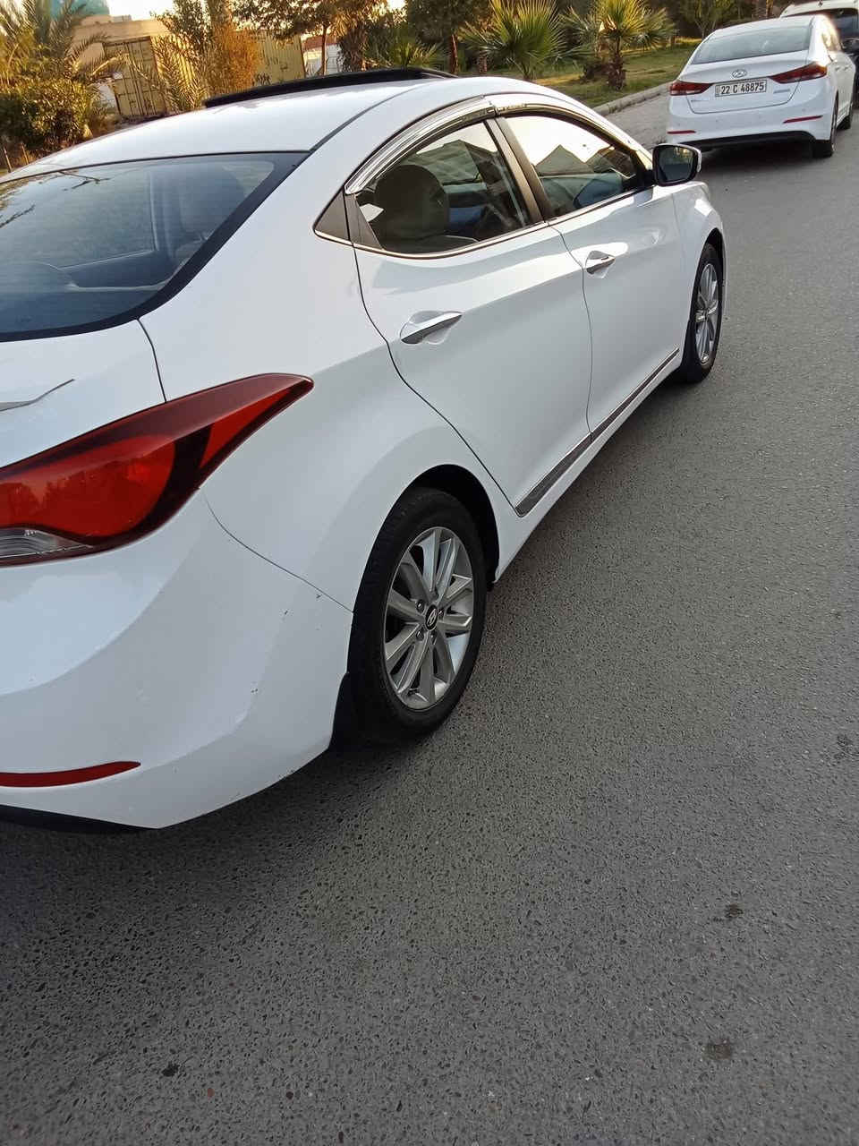 السلام عليكم للبيع النترا موديل 15 خليجي فول مواصفات عدا البصمه قطعتين تبريد فتحه اشاير بالمري محرك 1800 دوش مري شفط محرك كير مكفول لا تبخير ولا تنقيص  بدون دواخل ماشيه 190 السعر 120وبيه مجال مكاني بغداد قرب علوه الرشيد ما متواجد عل نت ***********
