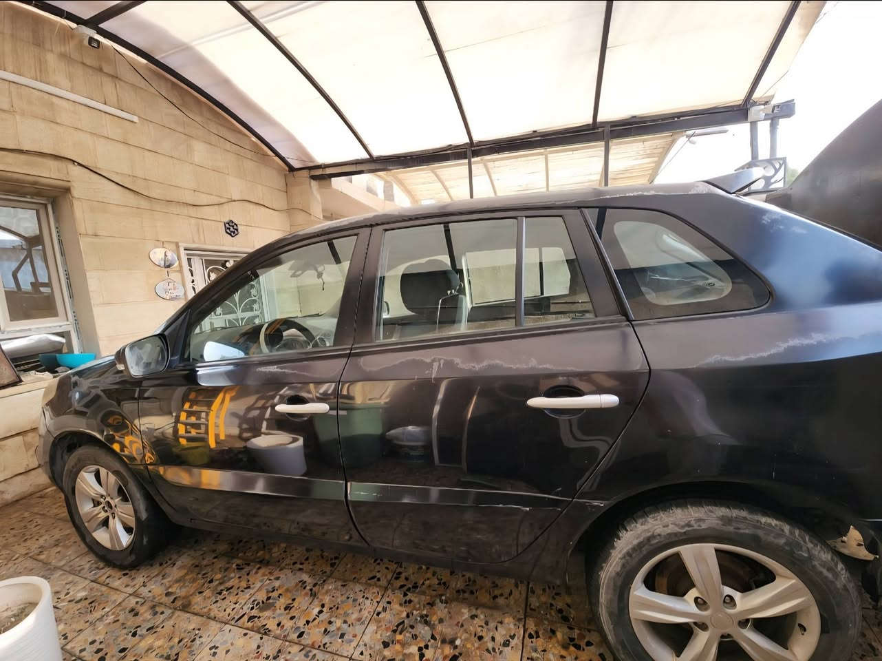 رينو كوليوس 2013
فور ويل محرك 2500 ماشيه 135الف كيلو
سنويه بأسمي تحويل مباشر
العنوان / بغداد الاعظمية
السعر 70 ورقه جوه سوكها لان مستعجل عالبيع
الشراي يتصل عالرقم ***********
