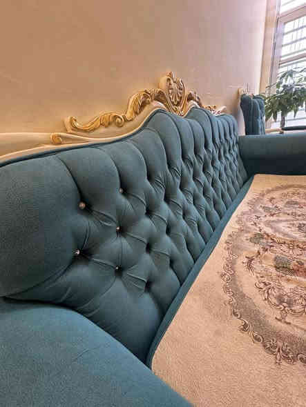 #تخم ملكي زان تركي #
فول نظافه 
مقاعد 10
العنوان. شهداء البياع 
سعر الشراء. 15ورقه
سعر البيع مستعجل 
(مليون) 
 بيه مجال بسيط
 واتساب***********
