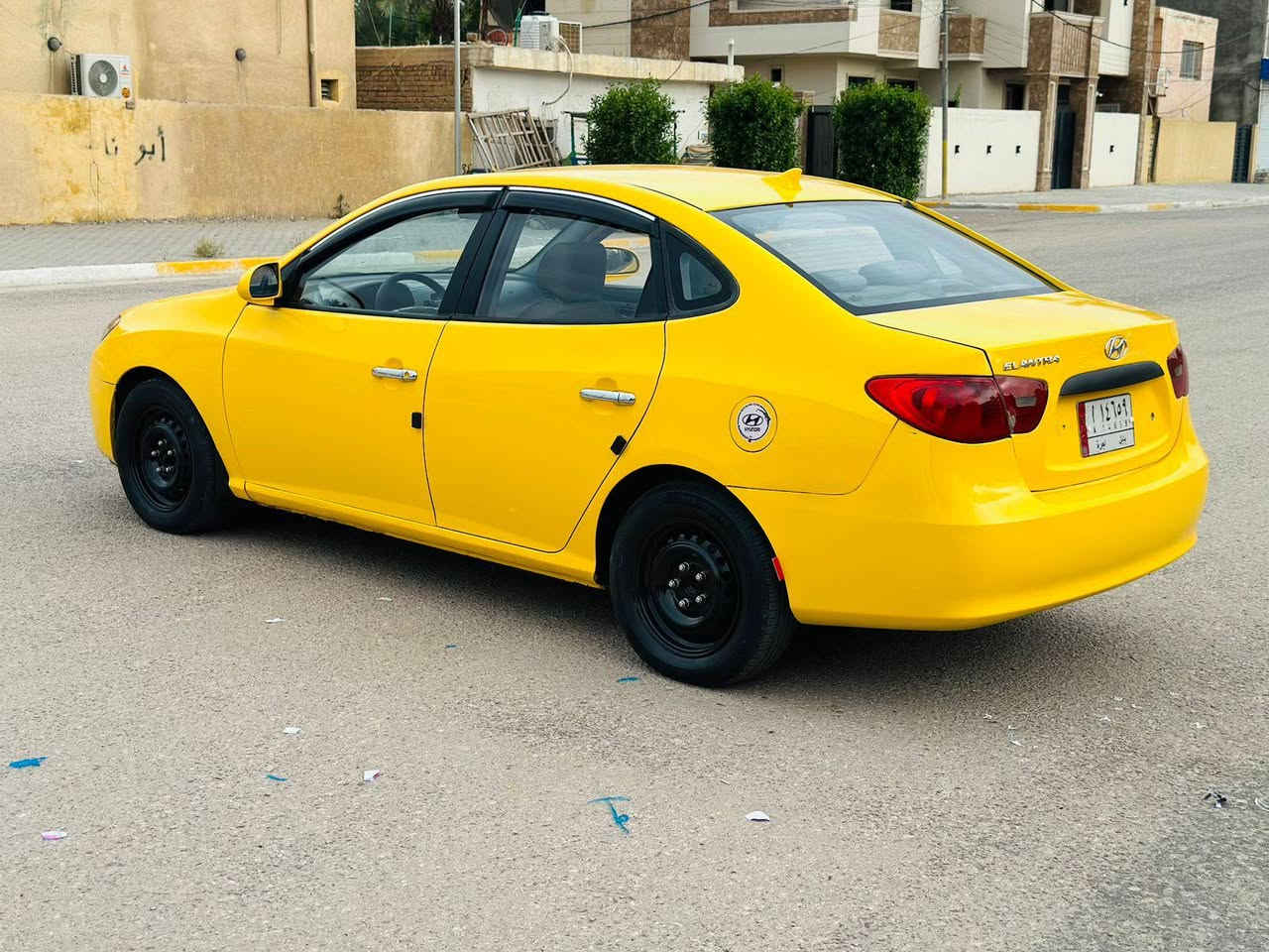سلام عليكم الانترا مديل2010 وارد امريكي السعر95حادثه جاملغ خلفي بدون دواخل مكينه 2000دوش سياره جديده ومصفره هيه وغرامات كير مكينه حداديه مكفوله سياره جاهزه من كلشي للستفسار ***********
