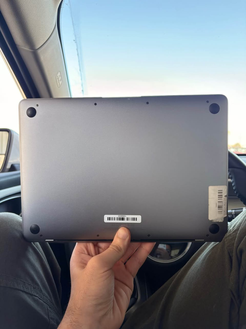 ماك بوك ١٢ انش ٢٠١٧ . 
٥١٢ گيگا - نظافة ٩٨٪؜ 
مشحون اقل من ٣٠ مرة . 
الجهاز اخو الجديد 🌹 
للتواصل ************ كركوك, العراق
