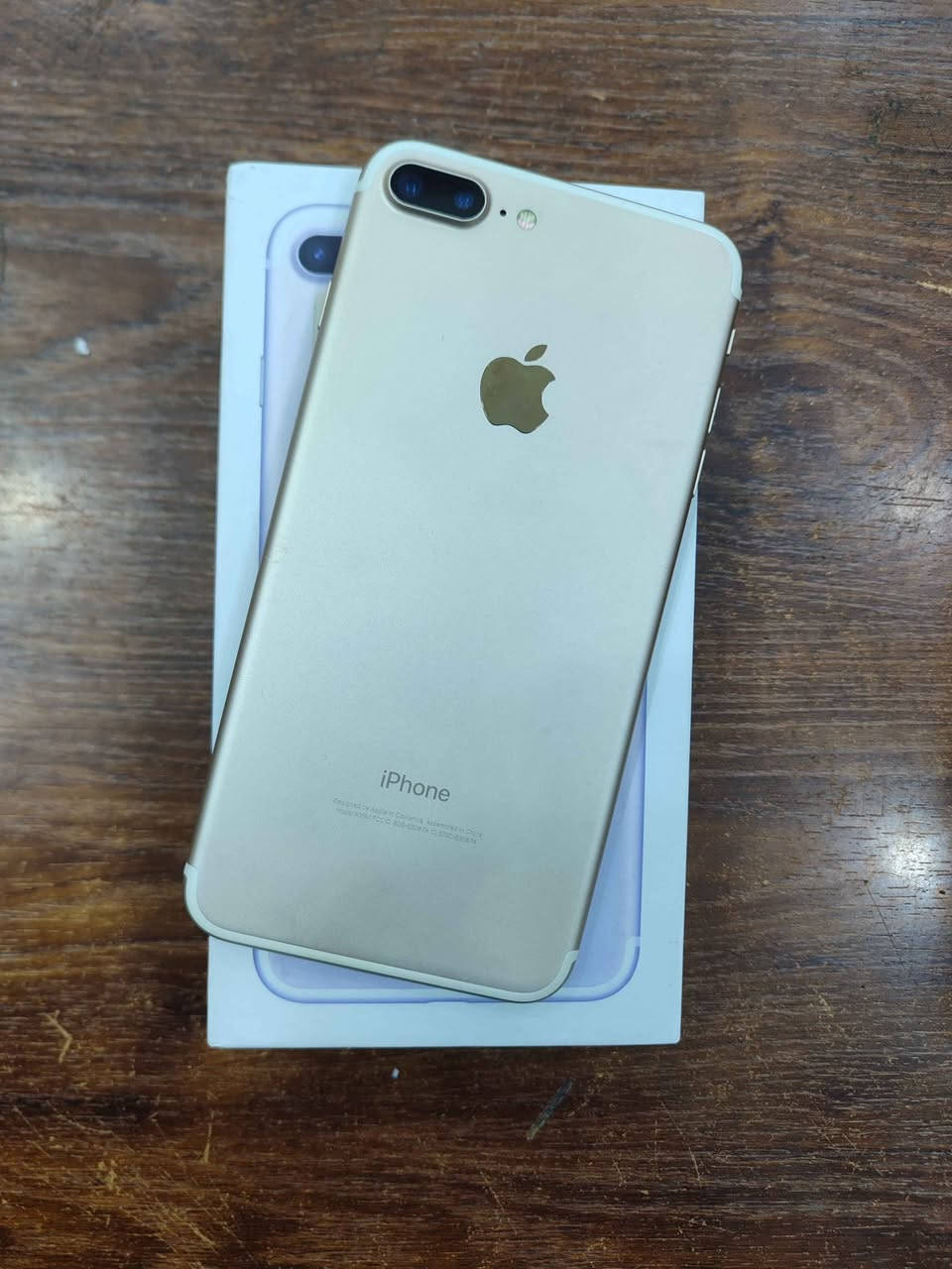 ايفون 7بلس ذاكرة 128 
نضافه 100 الجهاز مبدل بطارية اصلية 
نموذج M الملحقات باكيت وكيبل 
السعر 125
*********** عمارة, ميسان
