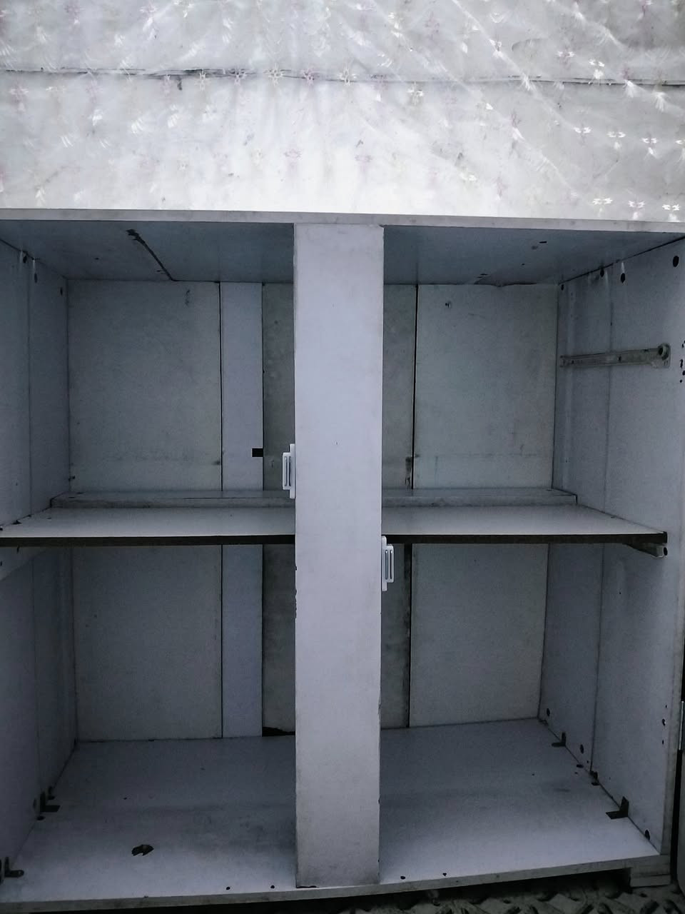 كنتور اطفال +جرباية سعر 30 الف عنوان بغداد مدينة الصدر لتواصل ***********
