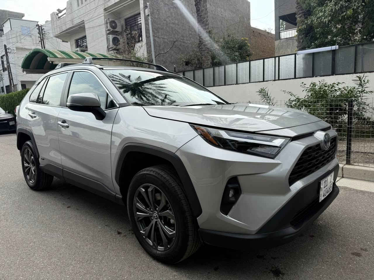 السلام عليكم
راف فور هايبرد موديل 2024

ماشيه 31 مواصفات برميوم (فتحه سقف.كراسي جلد وتدفئه .بصمه ابواب.رادارات جانبيه +انظمه قياده ذاتيه.)

صور الحادث مرفقه بلمنشور بدون ايرباك 

مرقم بغداد السعر 280

العنوان بغداد حي الجامعه .

***********
