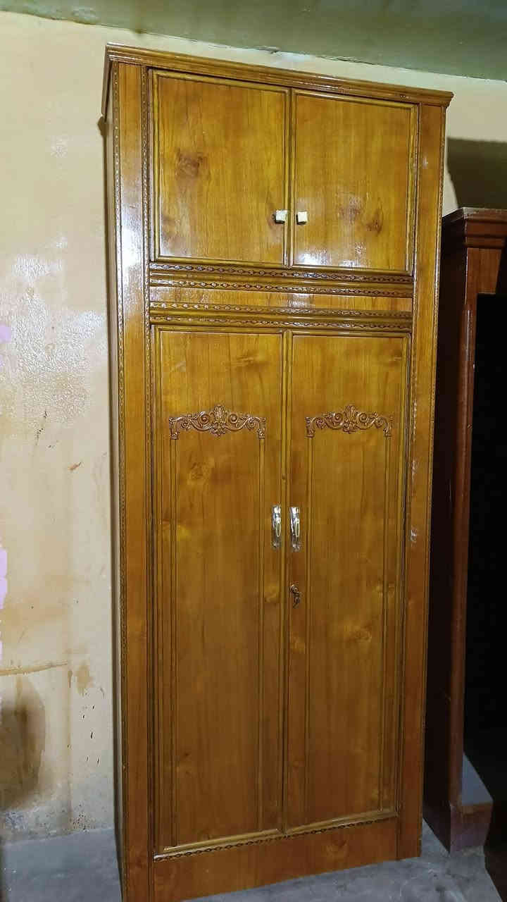 سلام عليكم غرفة ستة باب مستخدم نضافة 90% قياس طابقين السعر 900 وشد معا ونقل واصل العنوان الحيديرية خان ونص ***********
