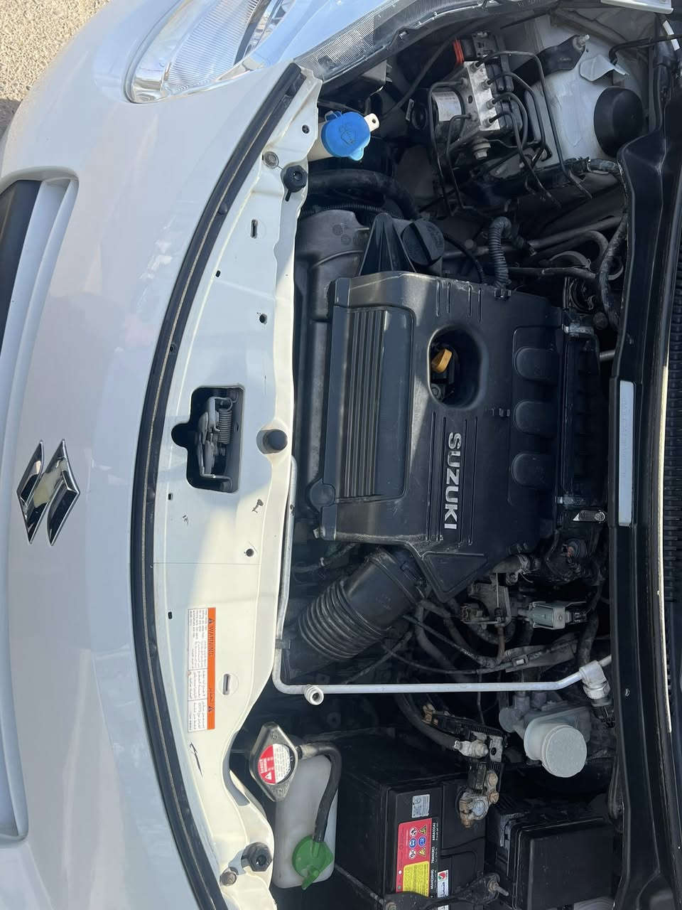 سلام عليكم عندي سياره زوسوكي مديل ٢٠١٣ البيع السعر ٧٠ورقه وبيه مجال شراء يتصل عله الرقم الهاتف ***********
