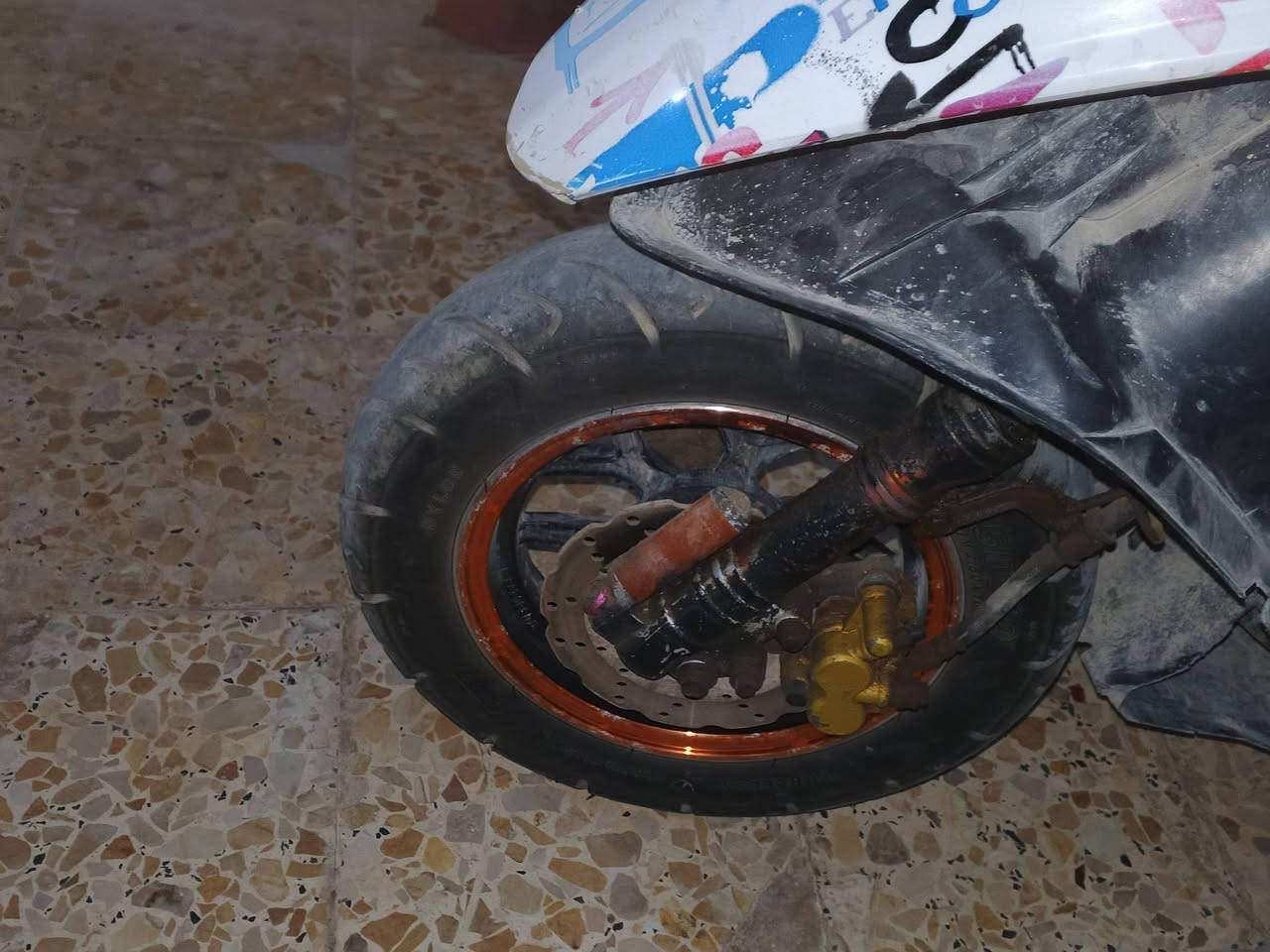 دراجه ماكس مضلع صيني للبيع دراجه هندر مو سلف دراجه مكينته نضيفه مجفته مره وحده ولفات السعر 250 قفل هاذ رقمي تواصل فقط واتساب ***********
