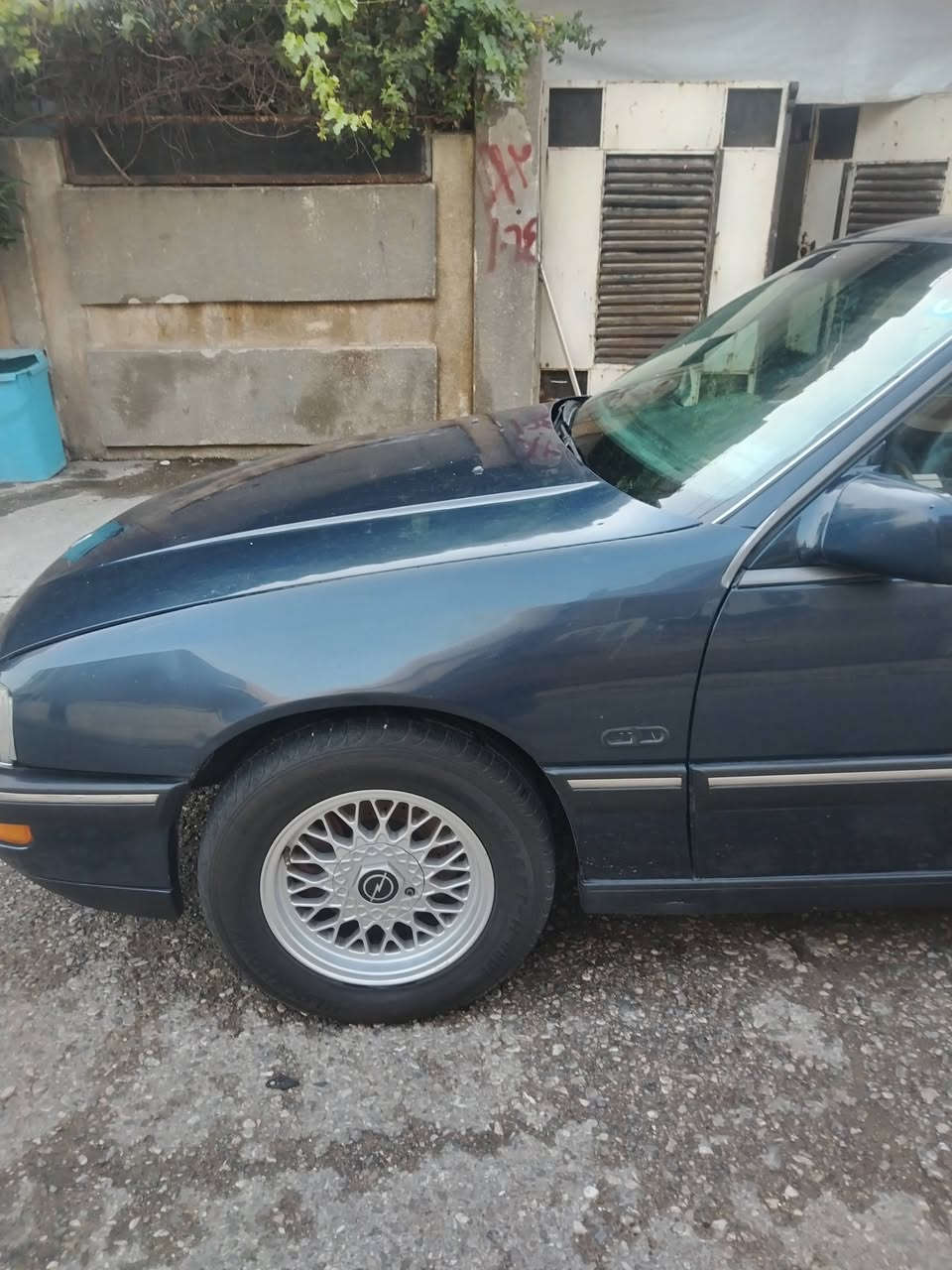 متاح اوبل سيناتور رقم نينوى دولي سنويه لغاية ٣١ موديل ٩١ باسمي جانيه من الشحن مواصفاتها كير اوتو تبريد فول فول شادلها محرك وكير أصلي مال قصه اوربي شرط تخم تائرات حجم 225 مع باتري جديد السياره صبغ شركه ماعدا دوائر تصليح وصبغ من اخذتها مسجل كاسيت أصلي شغال تبريد بس غاز لان من بدلت المحرك فتح البوري الغاز  الصور تحكم  السعر 50 ورقه ملاحظه السياره ماتسخدم بالأسبوع اقل من ساعه ومعاها دعاميه خلفيه نفس اللون لوك مال قصه مامشدوده لان هذه الدعاميه بيها طخه


**إذا كنت صاحب هذا الإعلان وتريد حذفه لأي سبب، رجاءا أرسل رسالة إلى الدعم الفني**