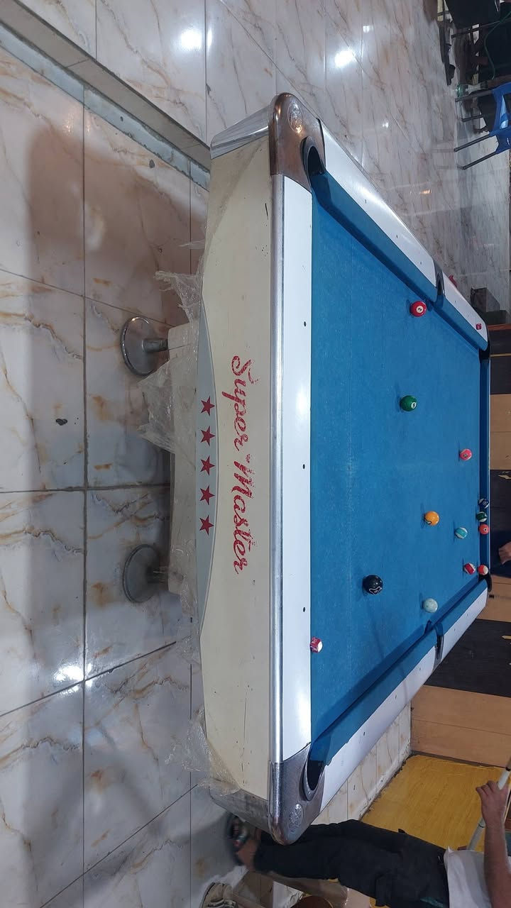 السلام عليكم ميزين للبيع
بغداد جسر ديالى
***********
