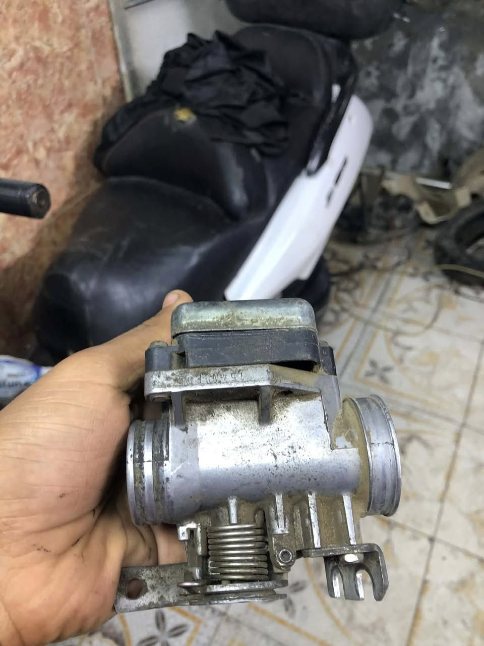 اجويتر ما امصلح  الديوانيه مركز  السعر ***********
