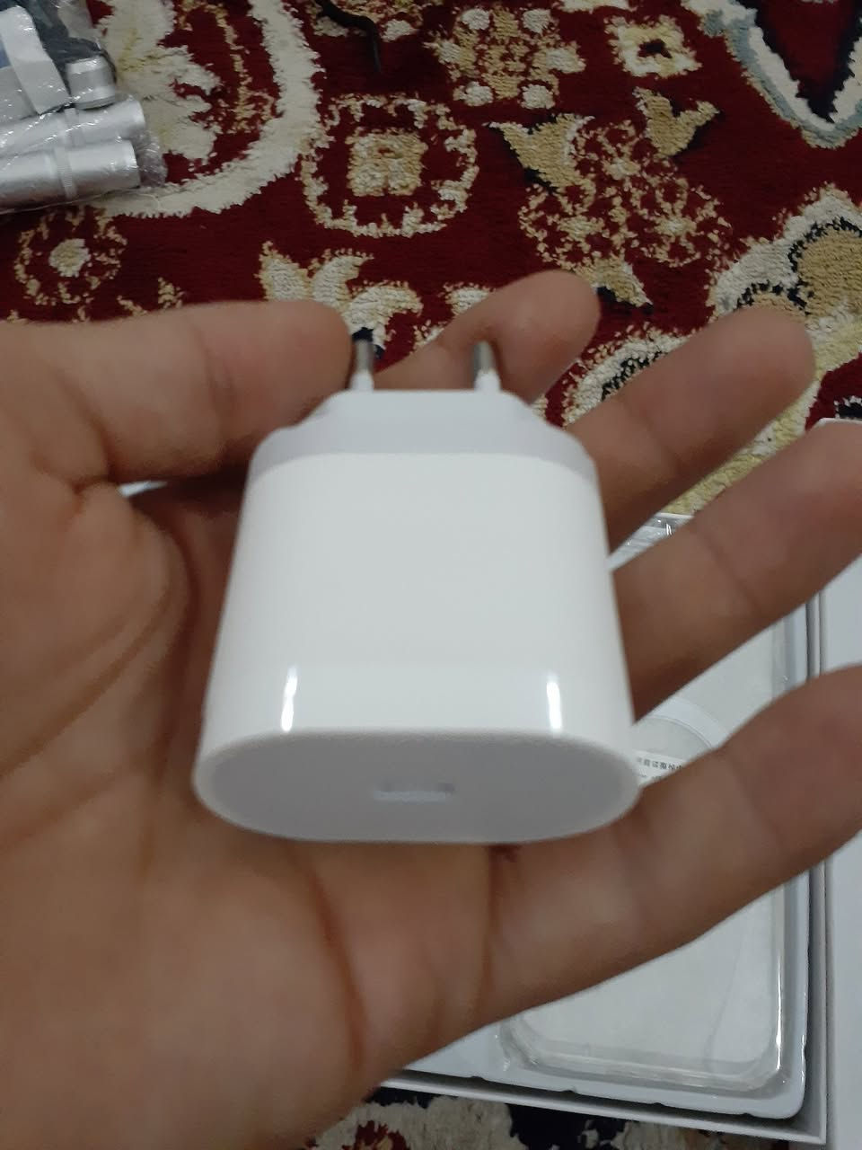 بوكس بهذا الشكل الجميل كل غراضه اصلي سعر 25 الف بس ***********
