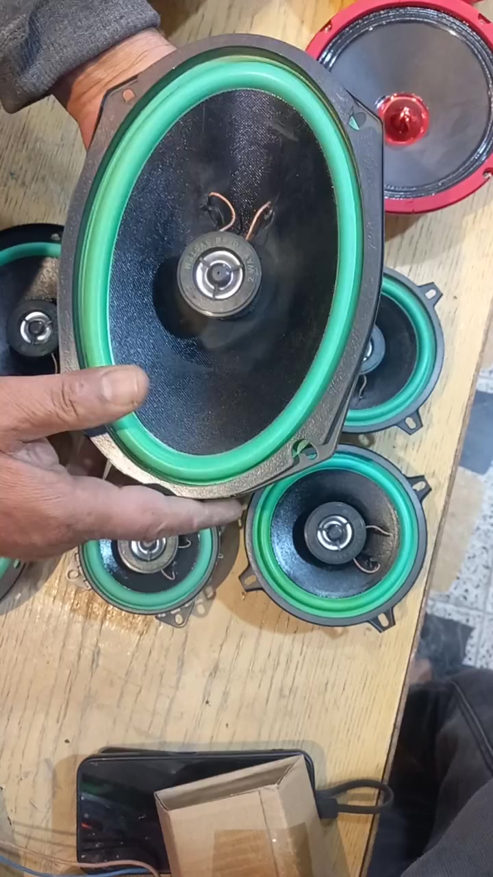 يا الله السلام عليكم
وصلت وجبه جديده من السماعات كل الاحجام 
سماعه ام التويتر 
كماليات الصدرين شارع النفط مقابل اسواق العتابي وماكولات العقابي


**إذا كنت صاحب هذا الإعلان وتريد حذفه لأي سبب، رجاءا أرسل رسالة إلى الدعم الفني**