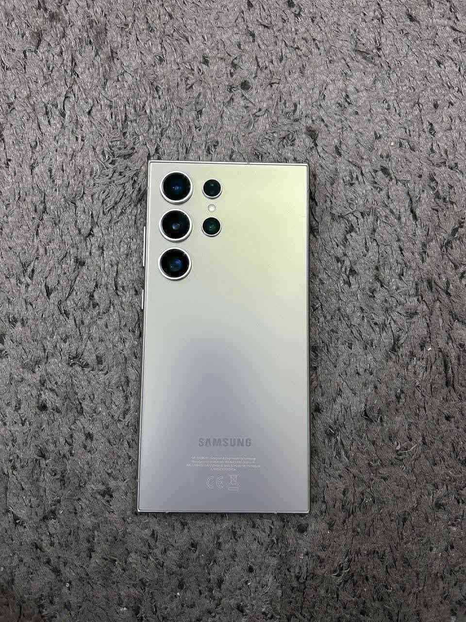 ‏السلام عليكم للبيع كلكسي اس 24 التر 
‏24S الترا
‏الذاكره 256
‏نضافه 100٪اصلي مع ضمان مكفول من كلش
‏غراضه كامله مع شاحنه اصليه
‏العنوان.... الديوانية....
‏معرفة السعر والتفاصيل أكثر.. الاتصال على الرقم..
‏‪***********‬. ديوانية, القادسية
