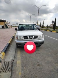 بيكم نيسان موديل 2002 صبغ عام جماليه بدون ضربه جماليه فقط مكفول تبريد ...