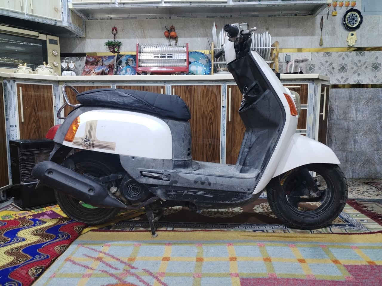 بوليسي لون ابيض مكينه مامفتوحه تسعه واربعين جيب مصلح وافحص كهربائيات كله شغاله مكاني كربلاء حي السلام سعر ٦٥٠ وبيه مجال قليل ***********
